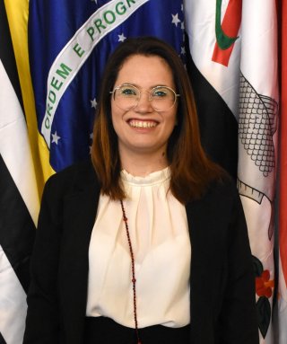 Mirelle Cristina de Araújo Bueno