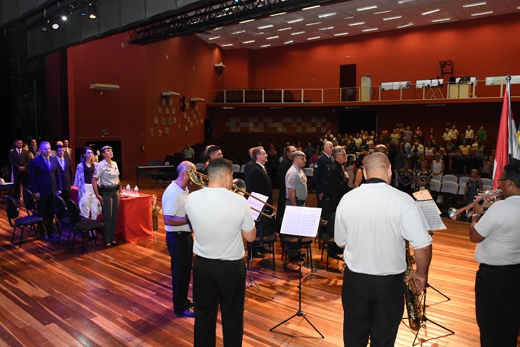 Solenidade foi realizada na noite da última terça-feira (26) no Centro de Convenções