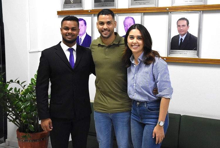 Homenageado, Gustavo Gonçalves transferiu-se para o Bahrain SC, onde permanece até hoje