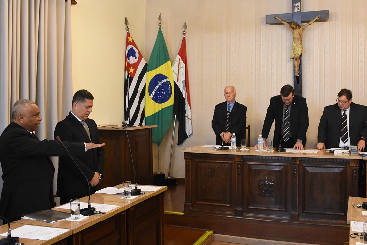 Ele assume a cadeira do vereador Paulo Sérgio Soares da Silva, que ficará ausente da Câmara por 40 dias