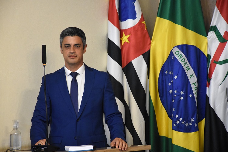 Vereador viabilizou mais de R$ 650 mil para infraestrutura policial, viaturas, ambulâncias e transporte escolar