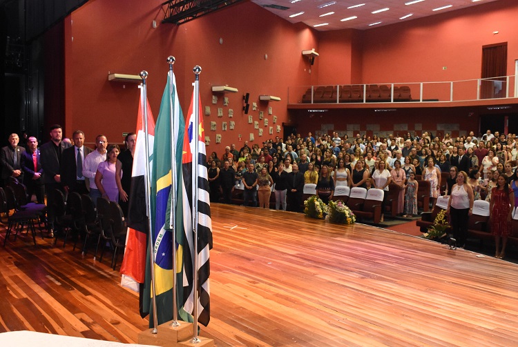 Solenidade foi realizada na última quinta-feira (19) no Centro de Convenções Prof. Fausto Victorelli